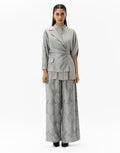 Dual-Fabric Layered Set